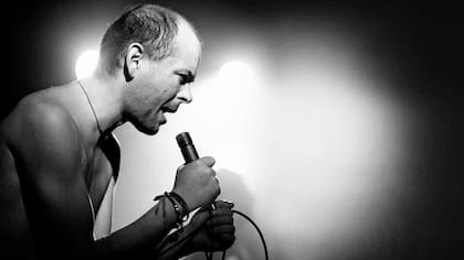 Luca Prodan, un italiano que se volvió ícono de la cultura argentina (Foto: Estudio Massa)