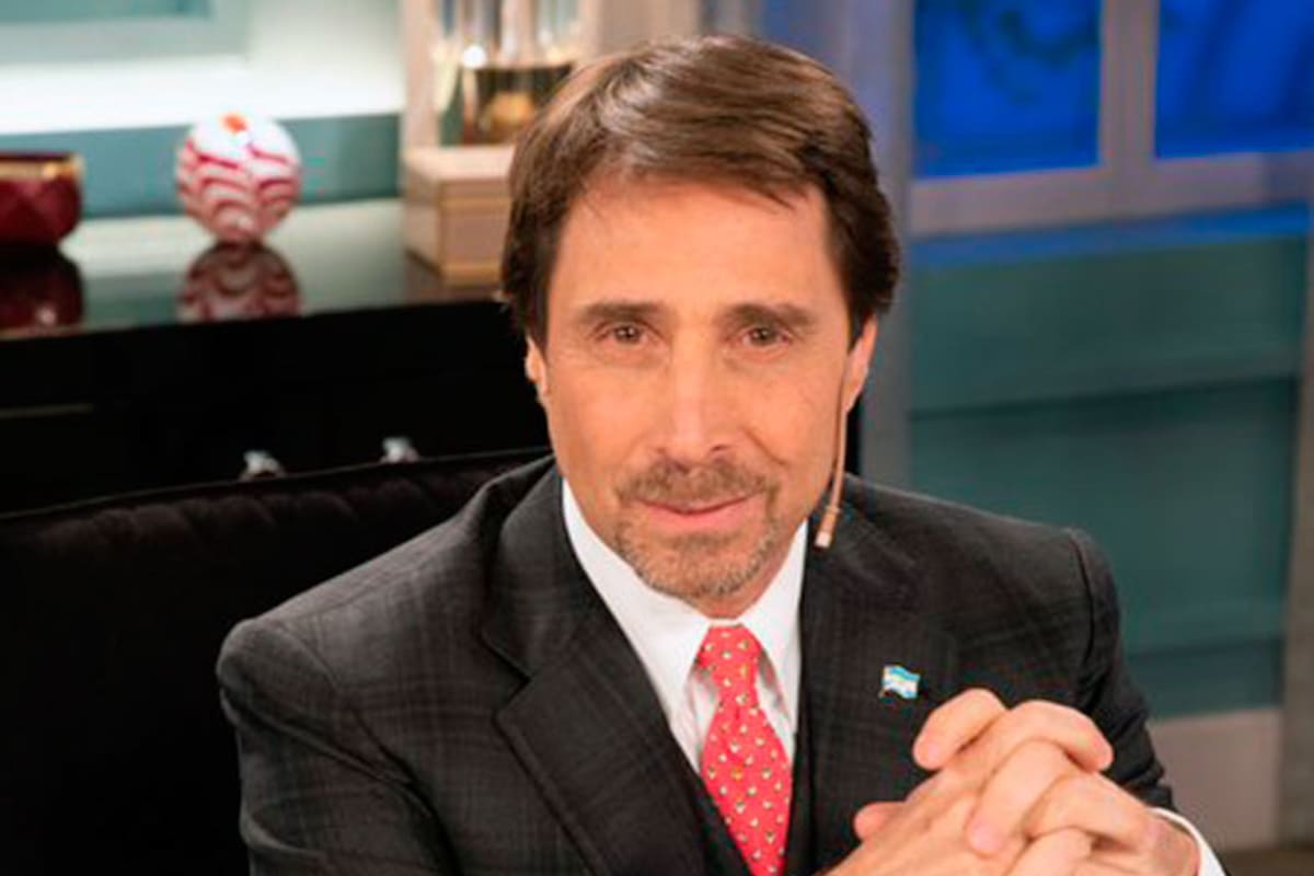 "Me cansé de escuchar a los políticos. Estoy harto de escucharlos justificar lo injustificable", dijo Eduardo Feinmann, tras cumplirse 100 de cuarentena