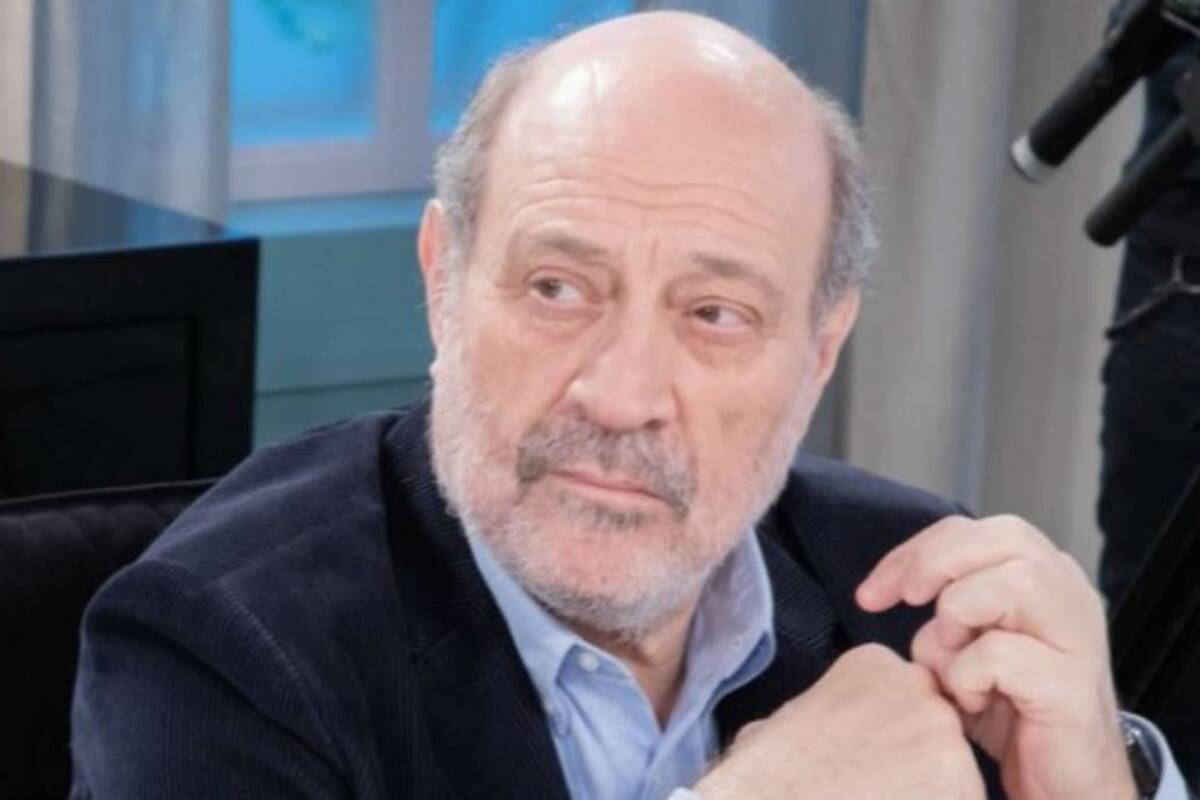 "Me sorprende que a Alberto no se le mueve un músculo cuando cambia de opinión. El panqueque salta en el aire y dice exactamente lo contrario sin que se le mueva un músculo", dijo Alfredo Leuco