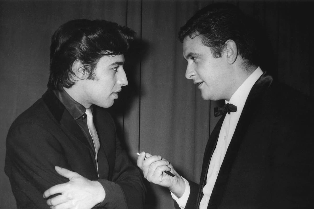 "¿No querés ser mi presentador?”, le preguntó Sandro; estuvieron dos años haciendo varios shows por noche en todo el país. Una amistad que nació en carnavales y cuya historia integra el flamante libro dedicado al conductor