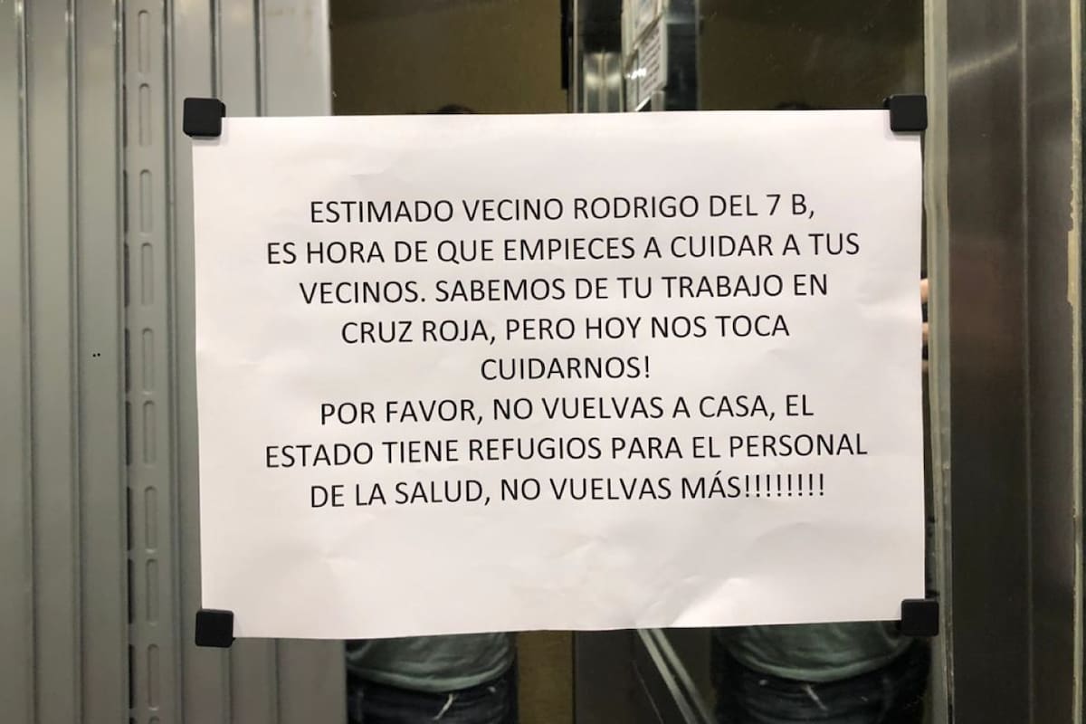 "No vuelvas a casa", leyó Rodrigo Cuba en el ascensor de su edificio