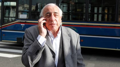 Roberto Fernández, el jefe de los colectiveros de la UTA dijo que no se sumará al paro de los transportistas