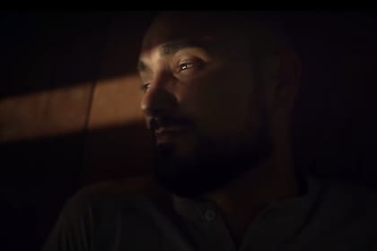 "Piedra libre" habla de la futura paternidad de Abel Pintos; es tercer anticipo que el cantante hace de su próximo álbum