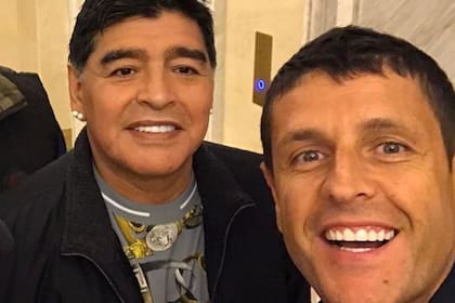 Maradona y Ceci, juntos. El italiano recordó a Pelusa en las redes sociales