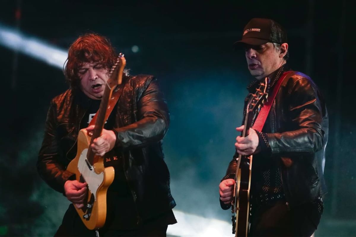 "Sarco" y Juanse mostraron la vigencia de sus canciones y del sonido stone