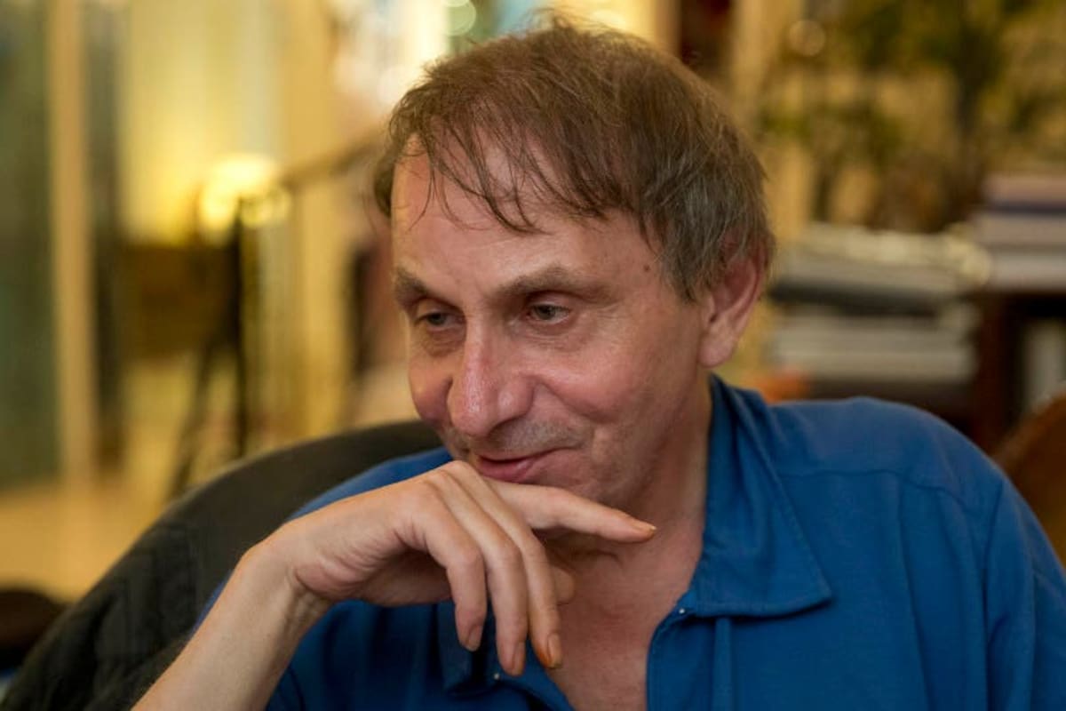 "Sería falso afirmar que hemos redescubierto lo trágico", dijo el autor francés en una carta