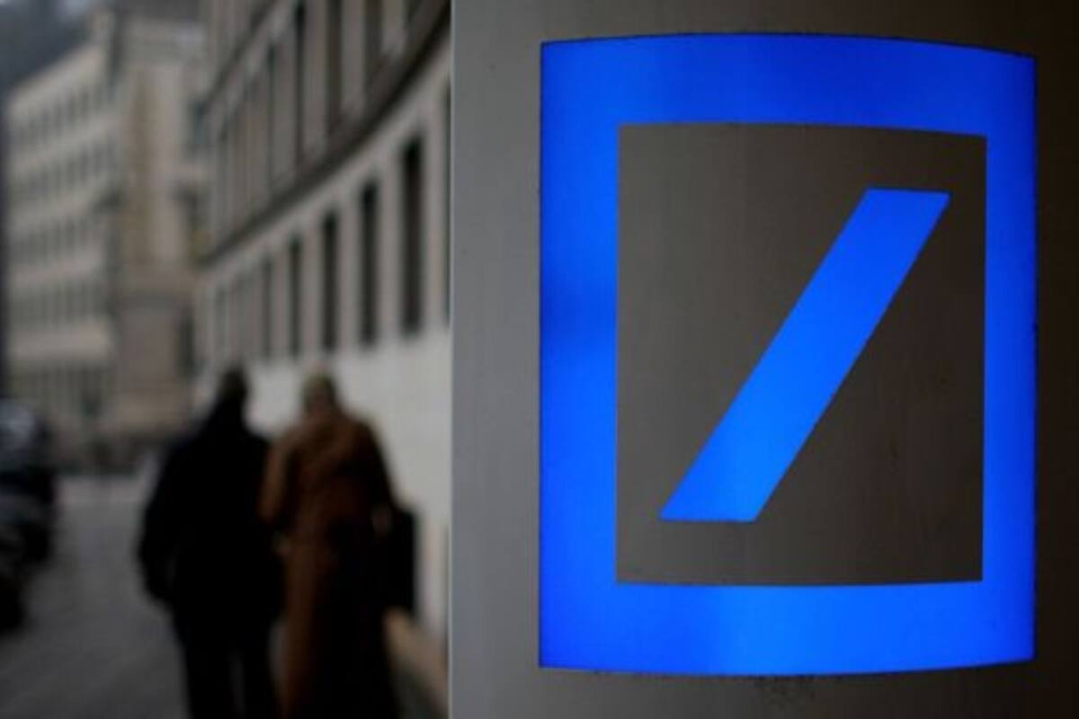"Si sabes de un trabajo, avísame", dijo un banquero que abandonaba el lunes la oficina de Hong Kong de Deutsche Bank