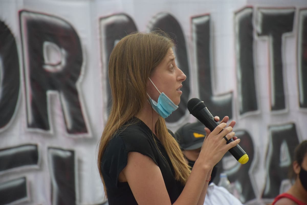 "Tengo la convicción de que nosotros somos el espacio que más puede transformar a los sectores populares y que eso debe trabajarse más en términos políticos", afirma la ministra.