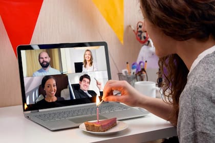 "Zoompleaños", festejo de cumpleaños a través de la plataforma para videoconferencias Zoom