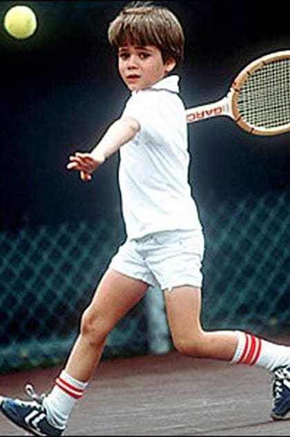 El niño Agassi, en los días en los que debía enfrentar al "Dragón", la máquina lanzapelotas creada por su padre