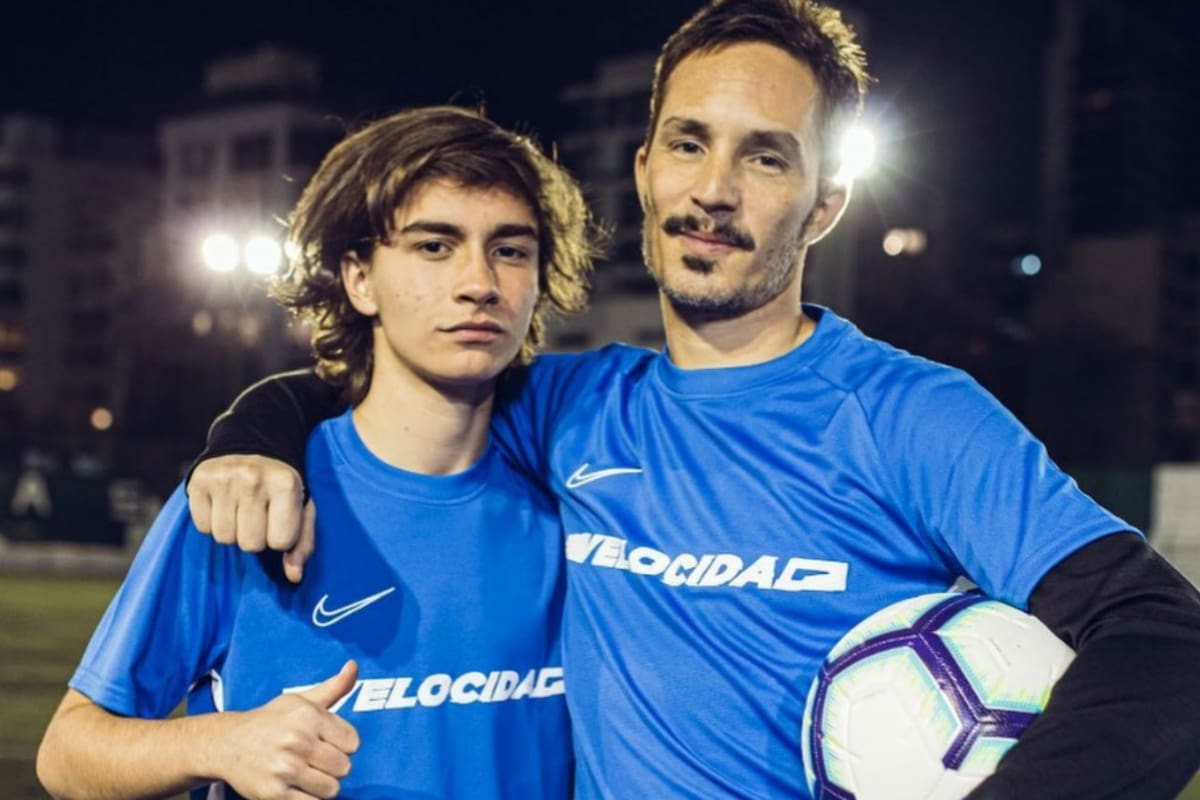 André, el hijo de Celeste Cid y Emmanuel Horvilleur, cumplió 15 años y sus papás lo felicitaron por redes