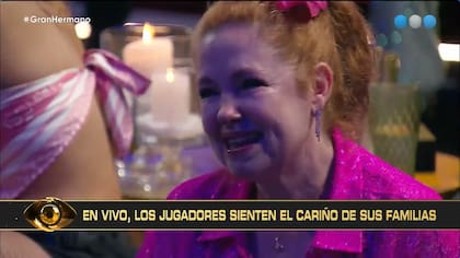 Andrea del Boca, emocionada, al recibir el saludo de su madre en Gran Hermano