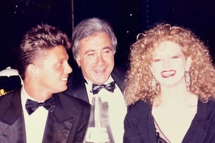 Andrea del Boca, Juan Alberto Mateyko y Luis Miguel en 1990 (Foto: Instagram/@andreadelboca)
