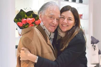 Andrea Frigerio junto a su padre