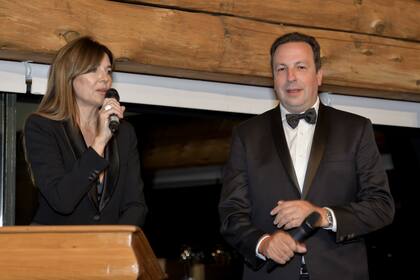 Andrea Frigerio, madrina del Banco de Alimentos, y Fernando Briones
