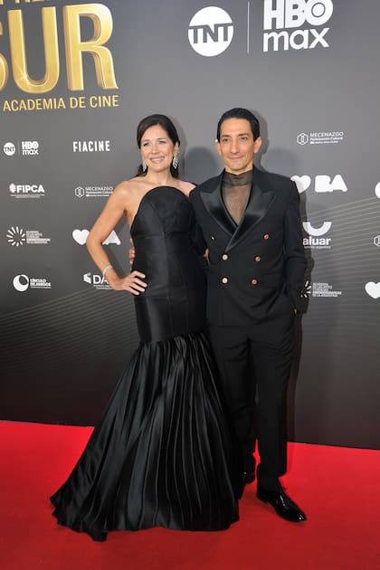 Andrea Frigerio y Juan Minujín fueron los encargados de conducir esta XX entrega de los Premios Sur. "Estoy muy contento, con muchos nervios. Por suerte, estoy con Andrea", dijo el actor de Los Domingos, antes de asumir este nuevo desafío como conductor