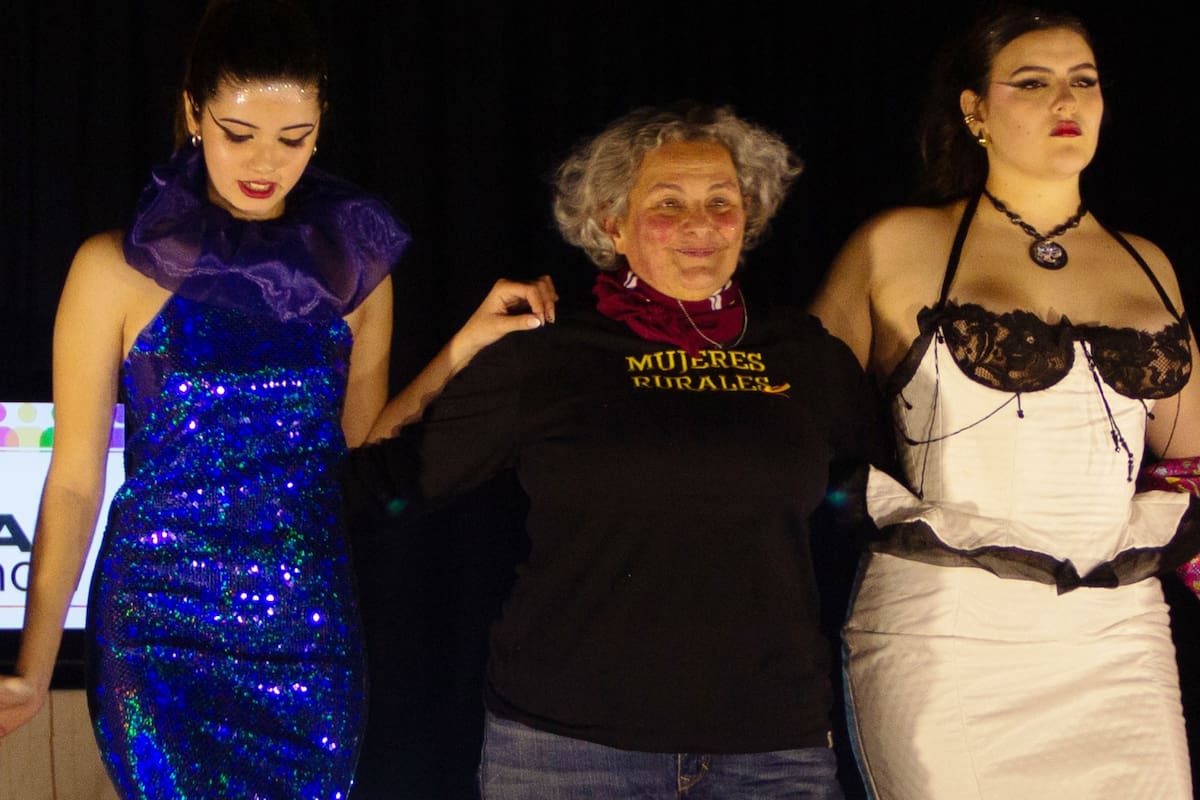 Andrea Izzo-Capella, la creadora que teje identidad y orgullo rural en Las Flores