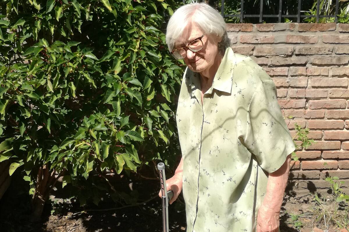 Andrea Lissaso y el saludo a la distancia para Martha, su mamá