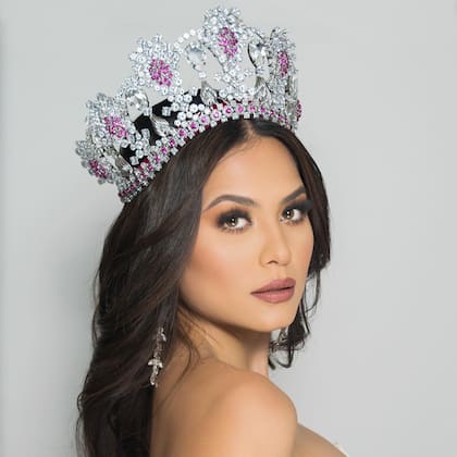 Andrea Meza porta la corona de Miss Universo tras su victoria en 2021 (Facebook/Andrea Meza)