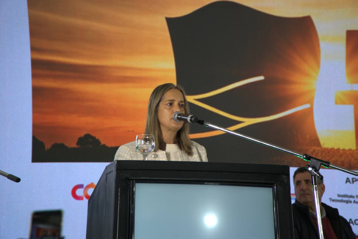 Andrea Sarnari, presidenta de Federación Agraria Argentina (FAA) en el evento en Córdoba