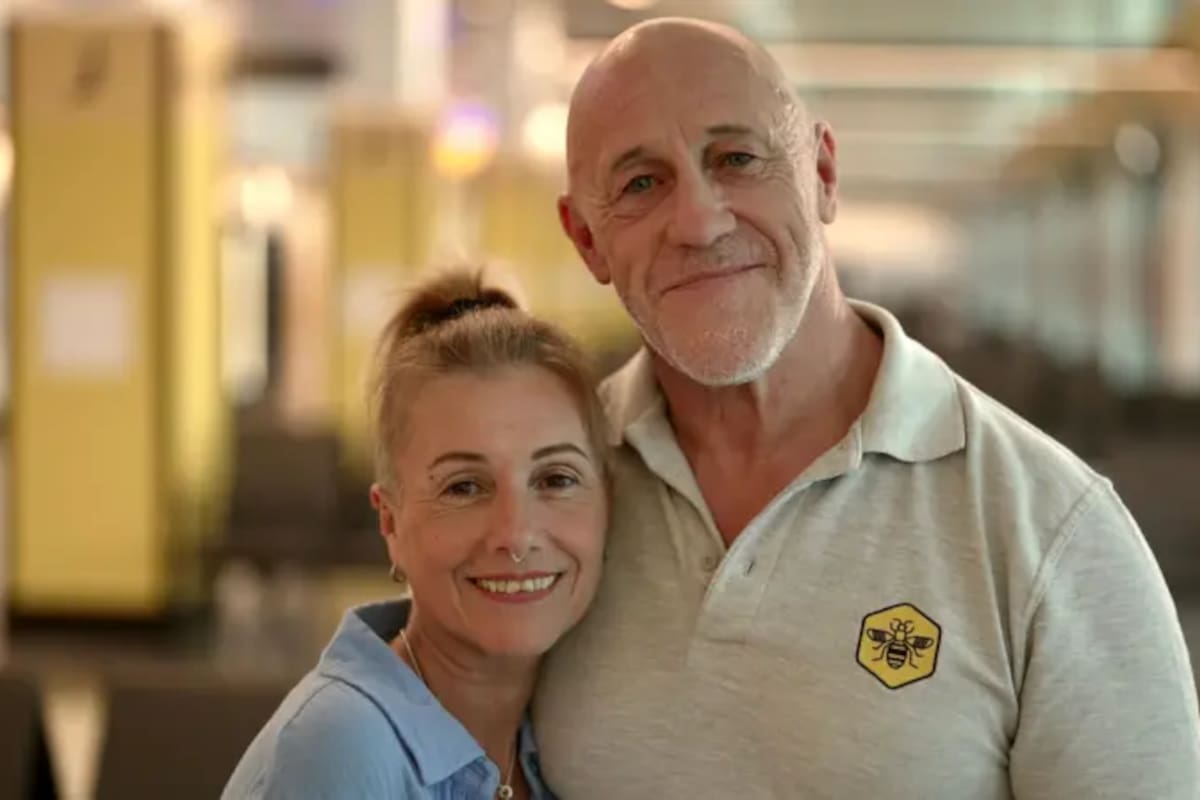 Andrea Urmstony Dave Green, los hermanos que se reencontraron