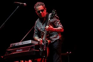 Andrés Calamaro vuelve al Movistar Arena el 26 de mayo con su gira “Como Cantor” que toma su nombre de una cita del Martín Fierro y se apoya en una idea rectora: el canto como “expresión vital y territorio común”