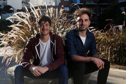 Andres Caminos y Gadiel Sztryk del duo de humor Sutottos