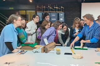 Una escuela argentina ganó el primer premio de la Bienal en Francia