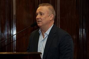 Andrés Gil Domínguez