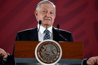 Andrés Manuel López Obrador dijo que la OMS "debería apurarse" por resolver la aprobación de las vacunas y tildó a la organización de "elefante reumático" por sus extensos procesos burocráticos