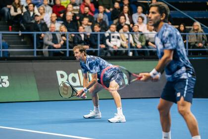 Andrés Molteni y 'Machi' González no pudieron conseguir el triunfo en dobles y la Argentina quedó out