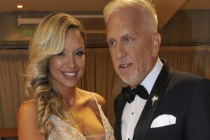 Andrés Nara se casó con Alicia Barbasola, quien sorprendió con un audaz cambio de vestuario
