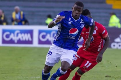 Andrés Román, el defensor que podría llegar a Boca
