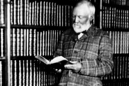 Andrew Carnegie creó la empresa Carnegie Steel Company