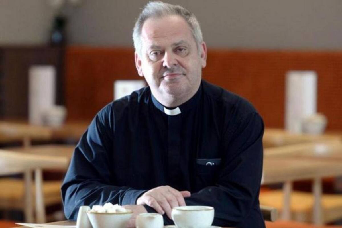 Andrew Hindley dice que hubo una campaña para expulsarlo de la Iglesia anglicana