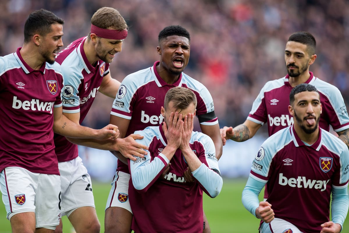 Andrey Yarmolenko de West Ham celebra después de anotar durante el partido de la Premier League entre West Ham United y Aston Villa en el London Stadium, Stratford el domingo 13 de marzo de 2022