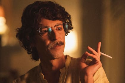 Andy Chango, como Charly García