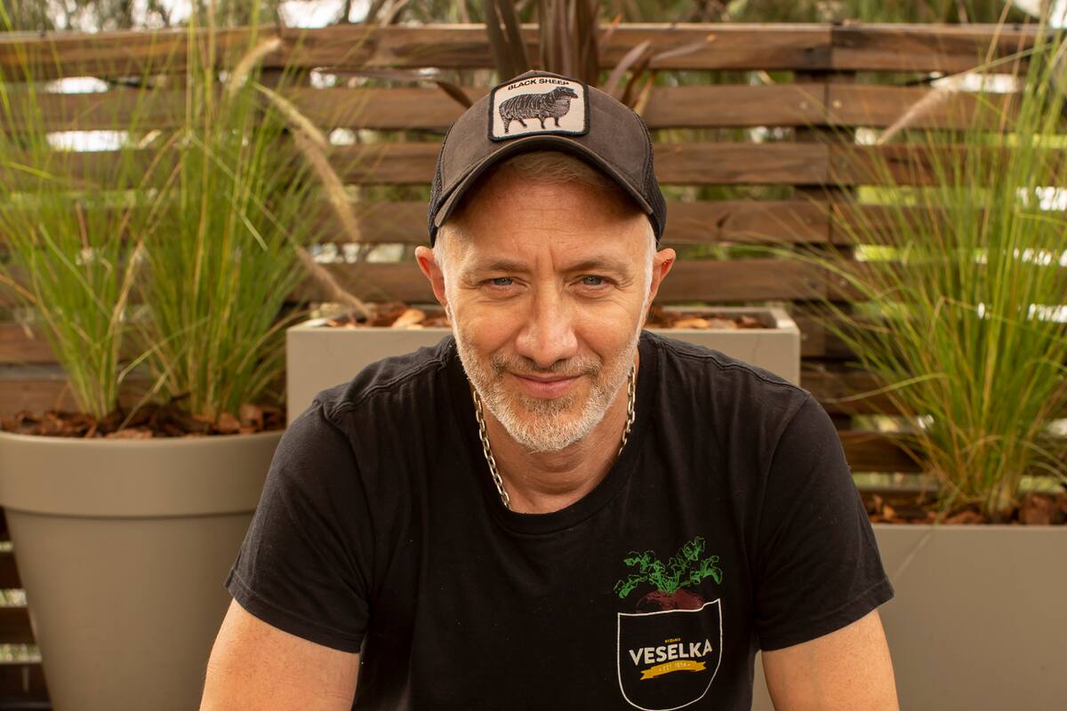 Andy Kusnetzoff compartió una foto con su hijo en redes.