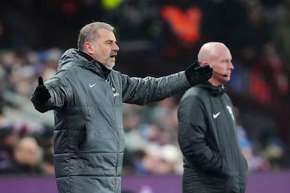 Ange Postecoglou asumió en Tottenham en junio del 2023 y dos años mas tarde fue despedido del cargo