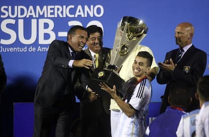 Angel Correa buscará levantar la séptima corona Sub 20 para Argentina