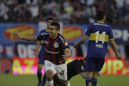 Ángel Correa nació en Rosario, pero debutó como futbolista profesional en San Lorenzo