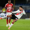 A qué hora juega River hoy