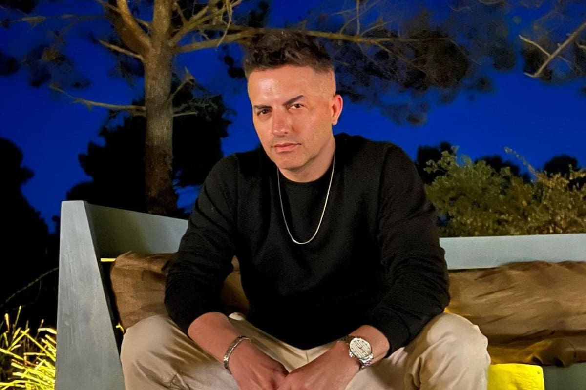 Ángel de Brito fue víctima de un intento de estafa virtual y leyó los chats en vivo