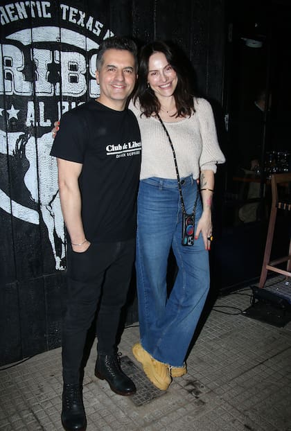 Ángel De Brito y Connie Ansaldi