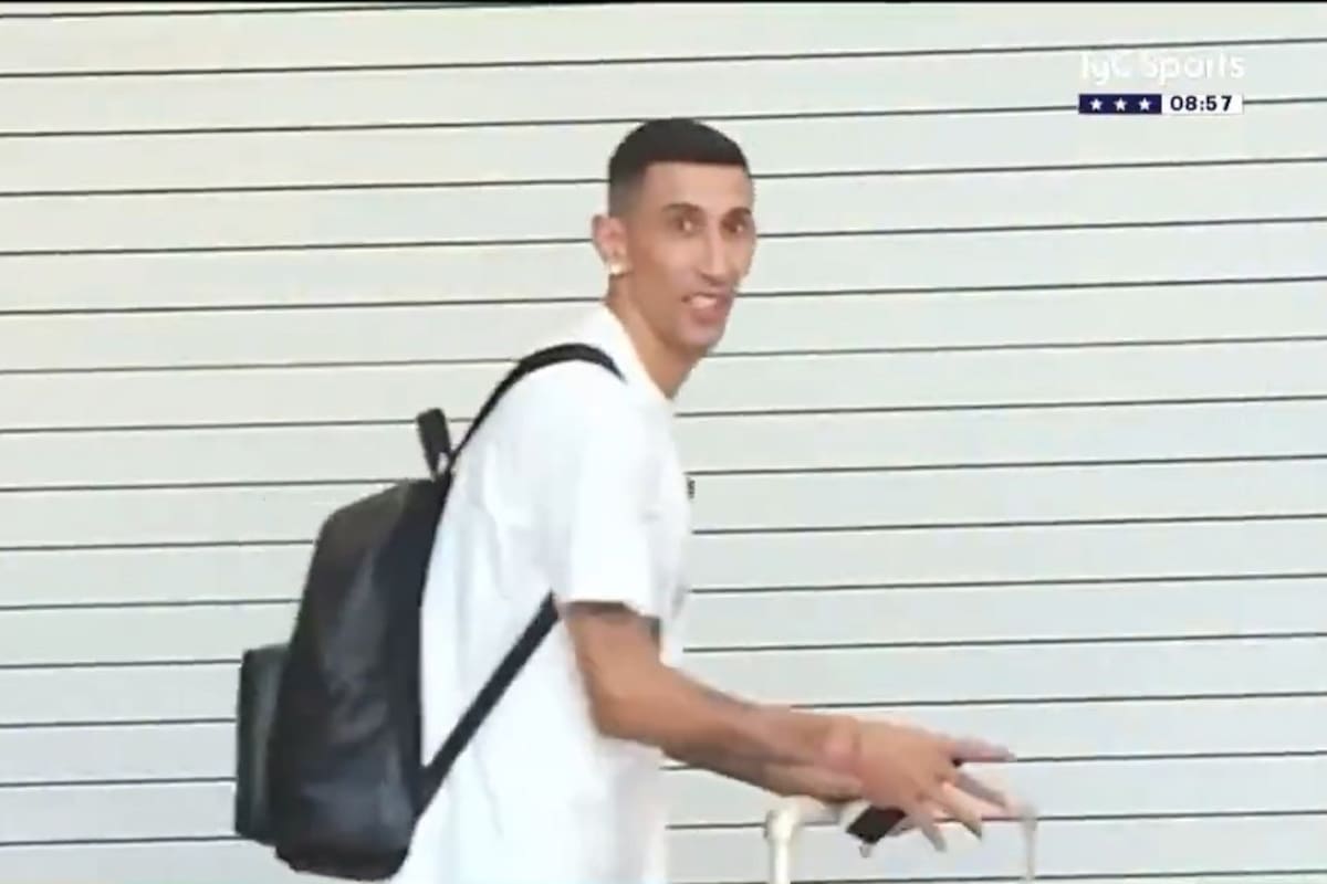 Ángel Di María emprende el viaje de regreso a la Argentina tras la consagración en la Copa América