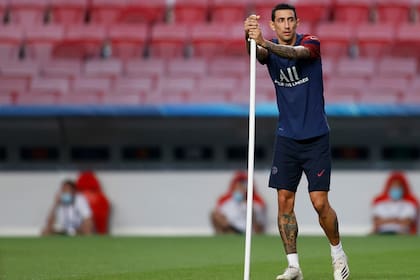 Ángel Di María en el reconocimiento al estadio donde este domingo PSG intentará proclamarse por primera vez campeón de Europa.