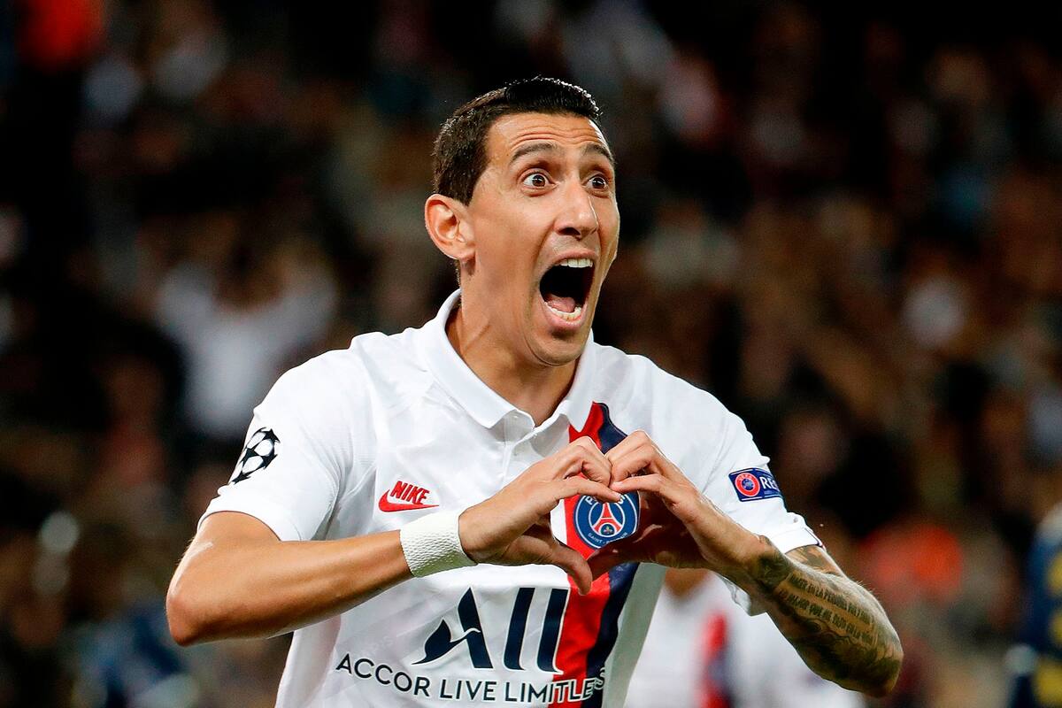 Angel Di Maria festeja un gol para el PSG