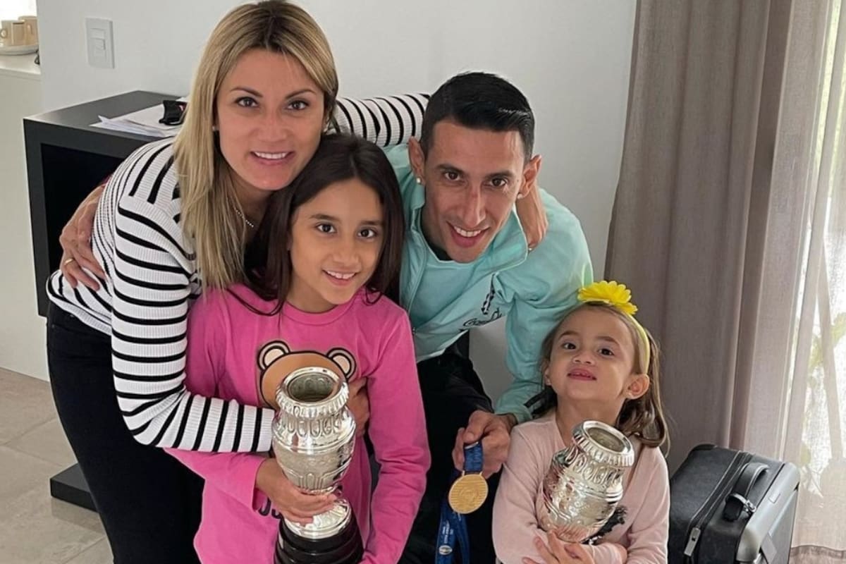 Ángel Di María recibe un tierno mensaje de Mía y Pía luego del triunfo ante México (Fuente: Instagram/@jorgelinacardoso)