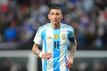 Ángel Di María volverá a portar la cinta de capitán de la selección argentina en el amistoso de este martes ante Costa Rica