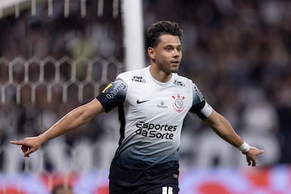 Ángel Romero disputó 377 partidos en Corinthians y convirtió 67 goles